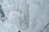 【哇哈哦哦】加拿大登山家成功攀登尼亚加拉冰冻瀑布(8.3分体育片)